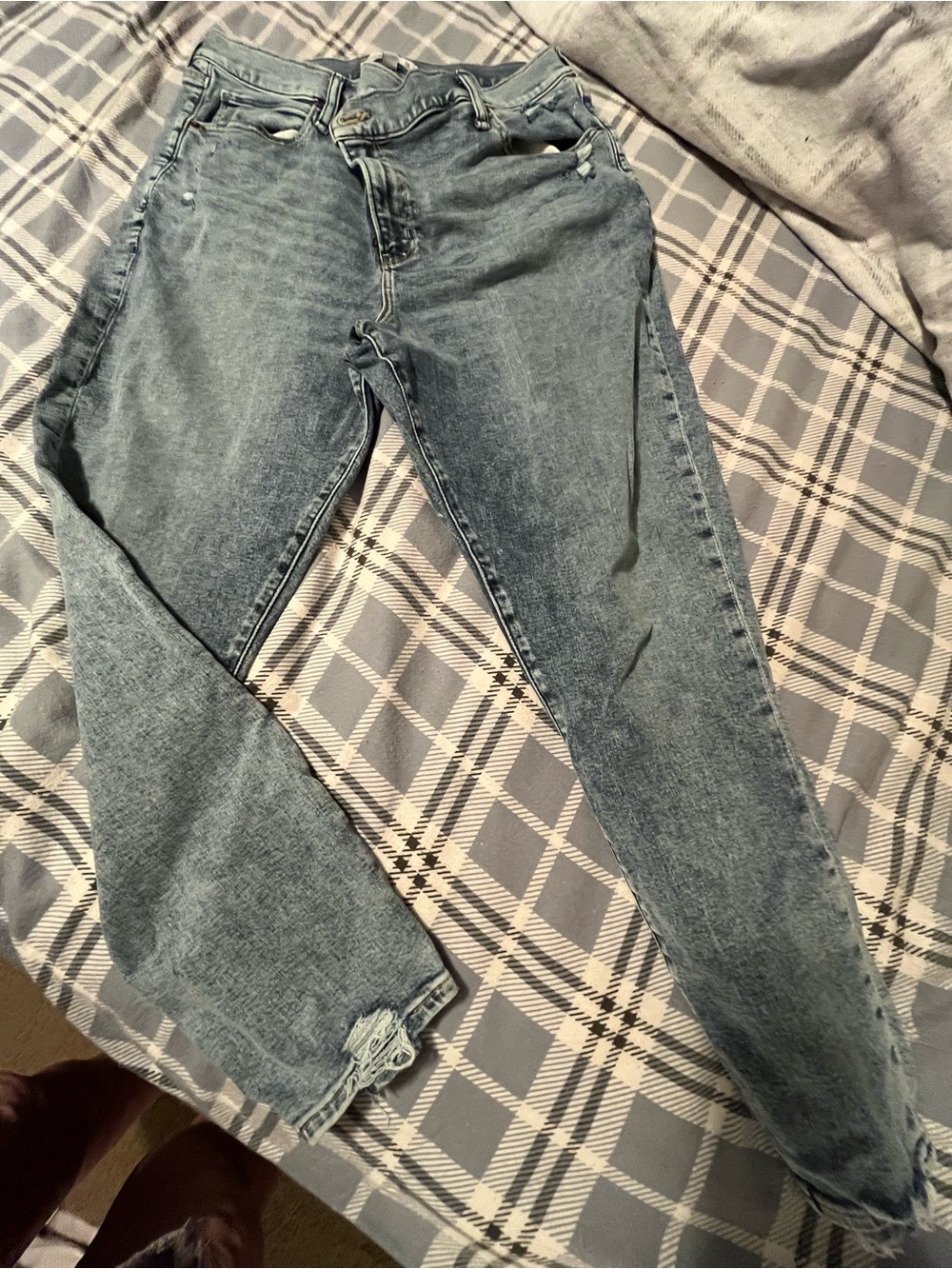 Abercrombie & Fitch Light Acid Wash Blue High-Rise Mom Jeans